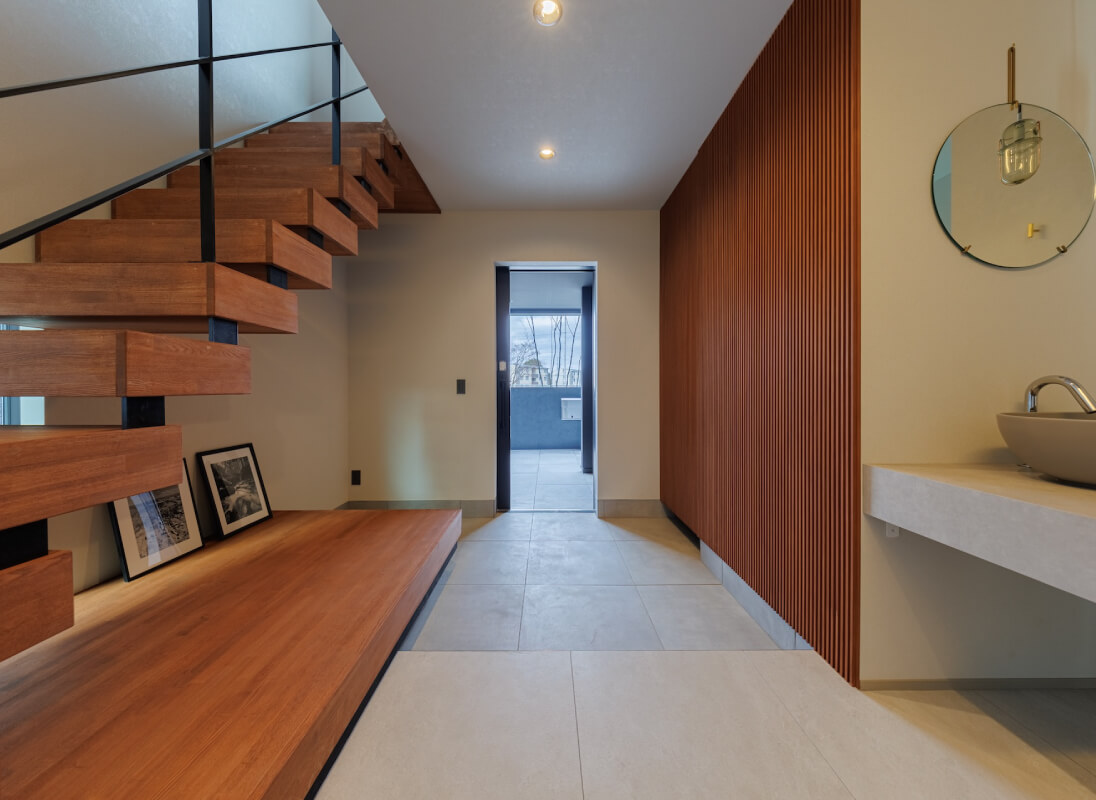 SKY LIVING｜WORKS｜Kibaco PREMIUM