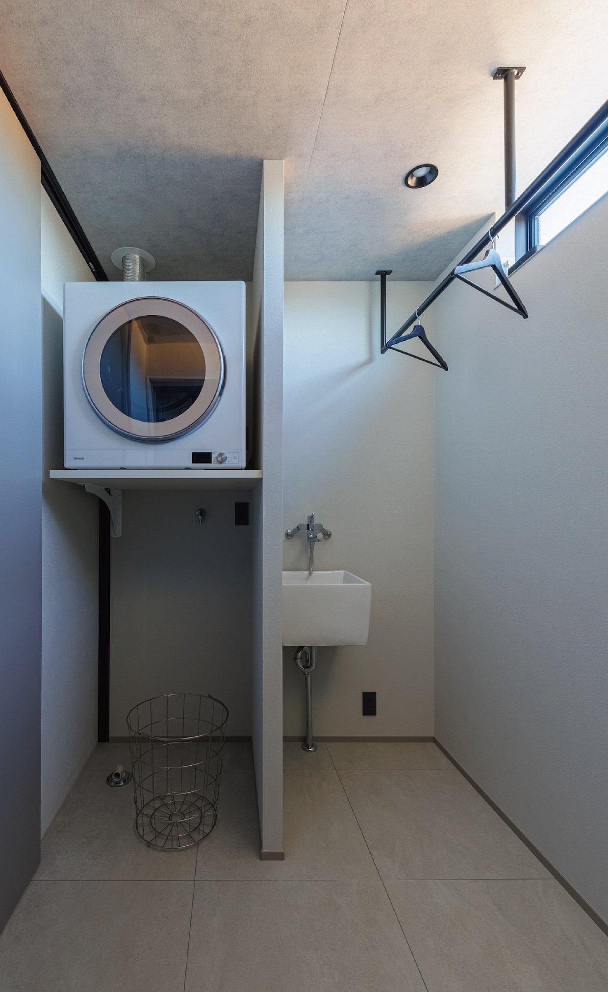SKY LIVING|WORKS|Kibaco PREMIUM